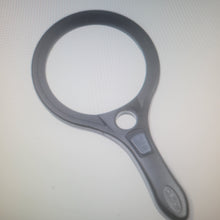Carson 2.5X LED Magnifier with 7X Spot Lens